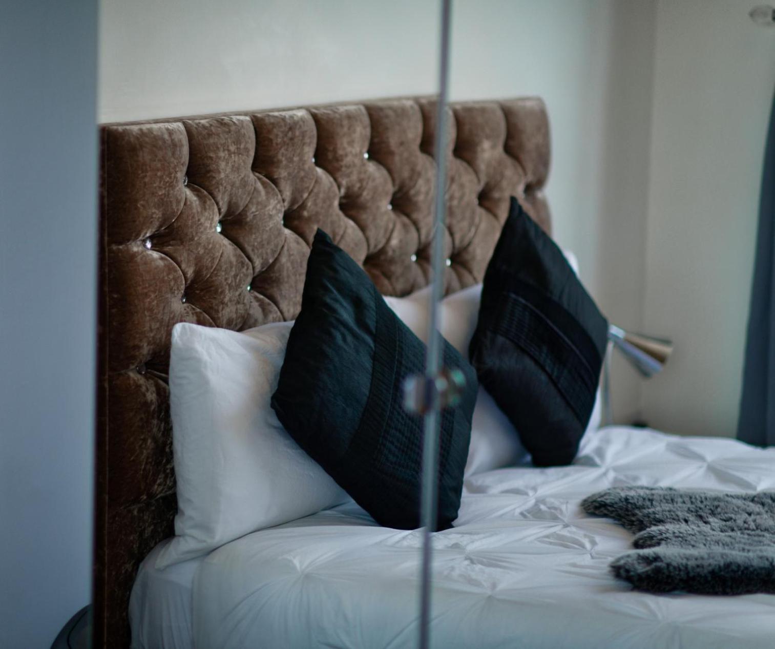 Sidemerseylivings - Central, Bright, And Convenient 2-Bedroom Apartment With Parking Liverpool Zewnętrze zdjęcie