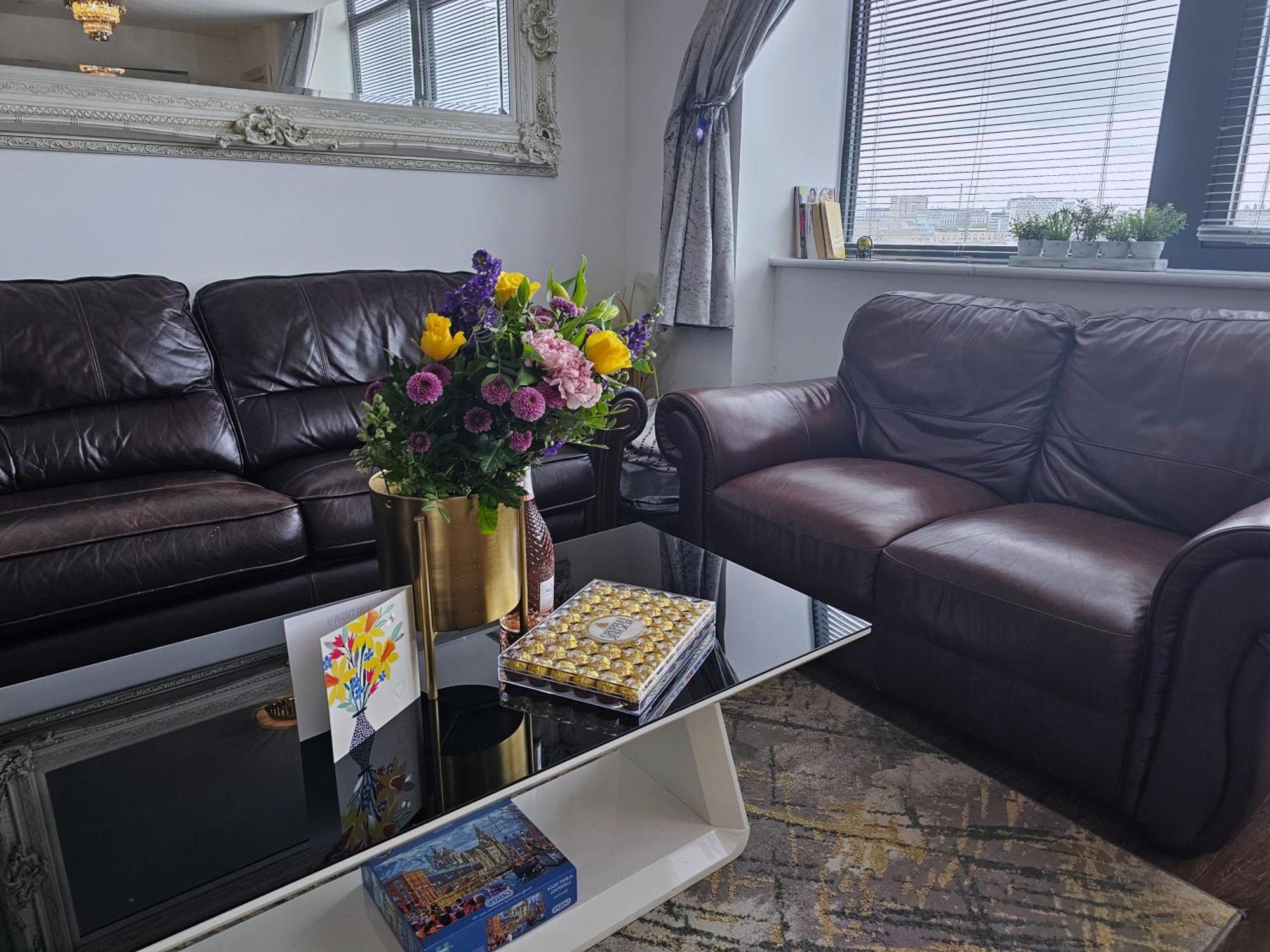 Sidemerseylivings - Central, Bright, And Convenient 2-Bedroom Apartment With Parking Liverpool Zewnętrze zdjęcie